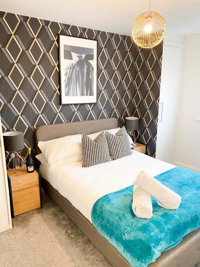 Tudors Esuites 3 Bed House Garden & Netflix Birmingham Eksteriør bilde