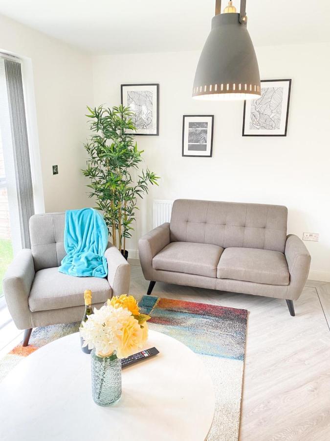 Tudors Esuites 3 Bed House Garden & Netflix Birmingham Eksteriør bilde