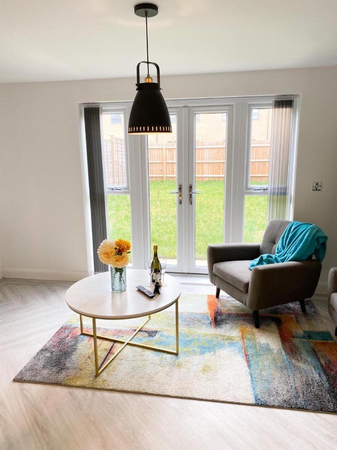 Tudors Esuites 3 Bed House Garden & Netflix Birmingham Eksteriør bilde